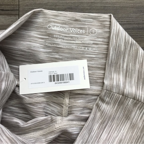 NWT Outdoor Voices Flow 7” Short in Oatmeal, S - Picture 7 of 8
